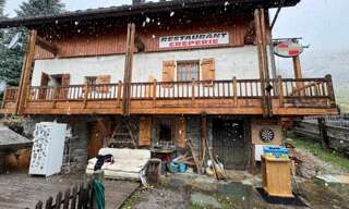 Maison 15 Pièces 267 m² à vendre à Saint-Sorlin-d'Arves (73530)