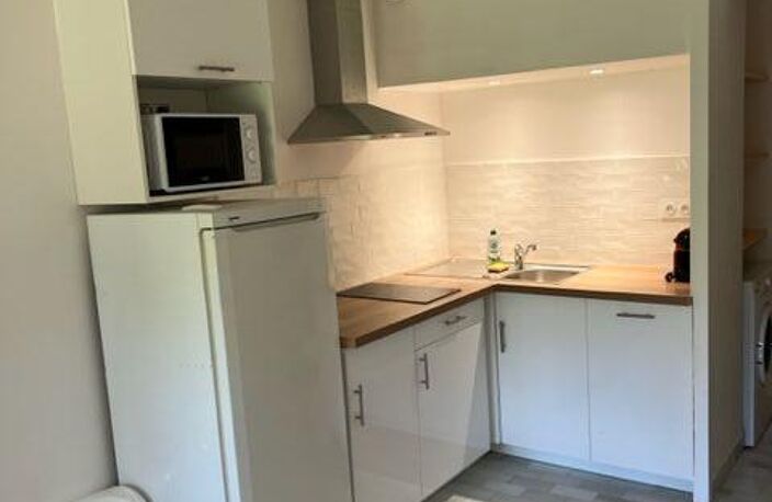 Appartement À Louer Type Studio sanary — photo 3