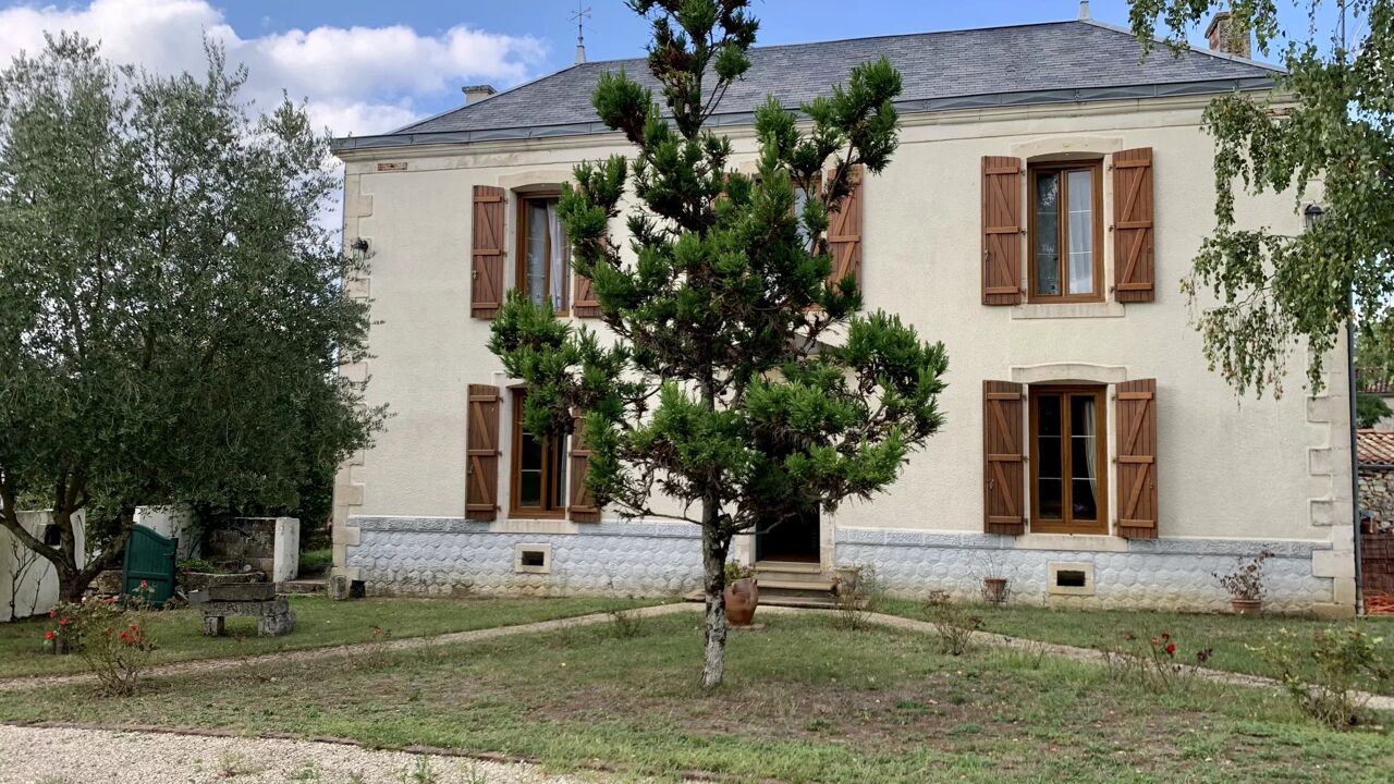 maison 6 pièces 170 m2 à Coulonges-sur-l'Autize (79160)