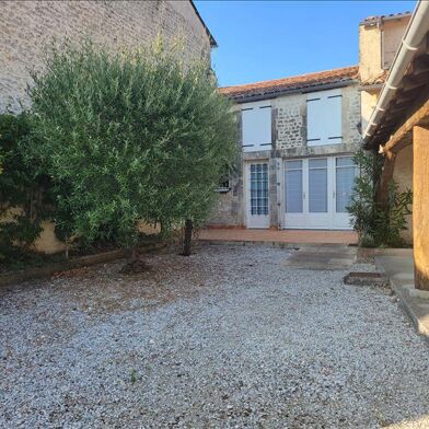 Maison 2 pièces 92 m²