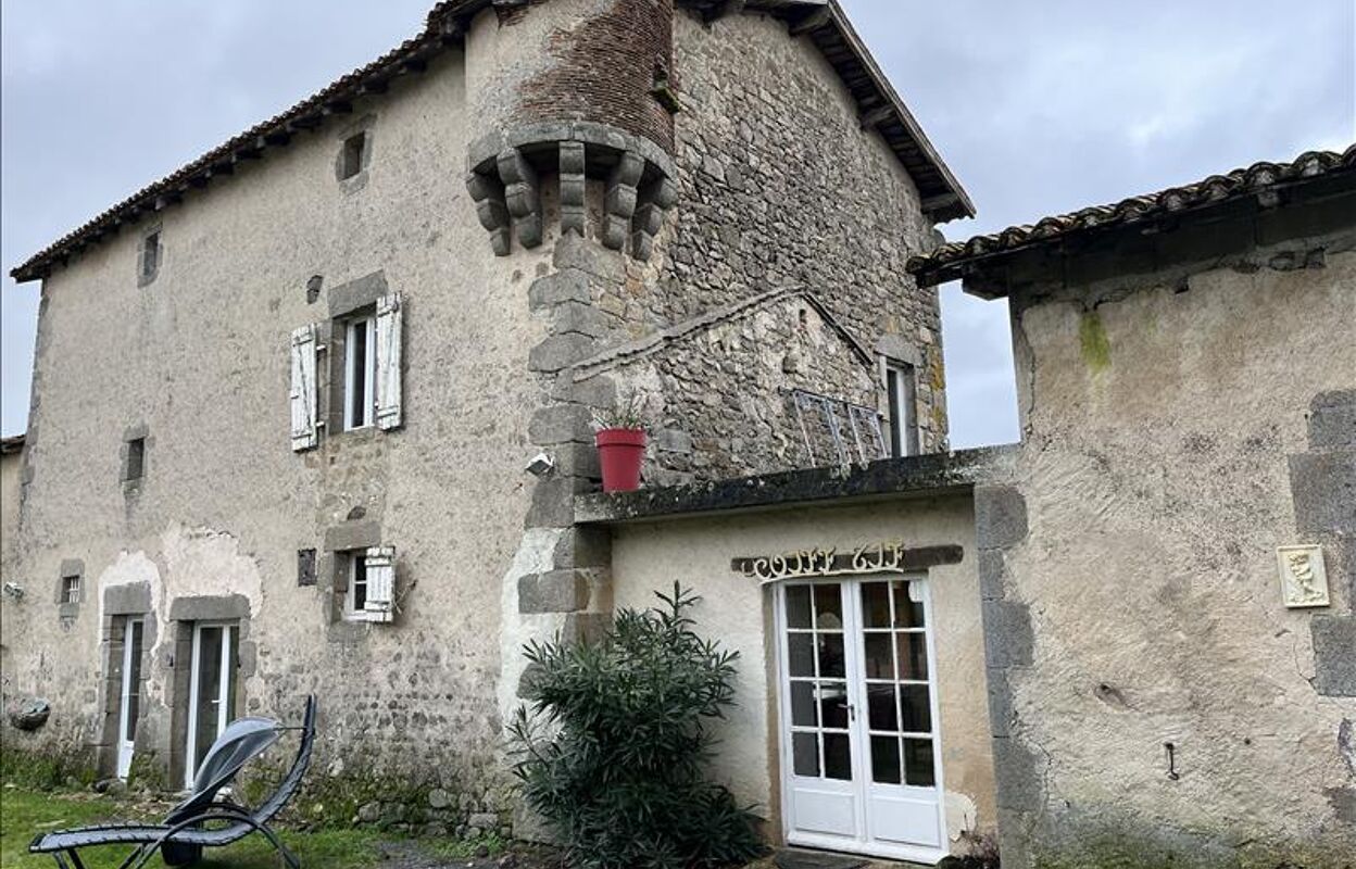 maison 9 pièces 300 m2 à vendre à Oradour-Saint-Genest (87210)