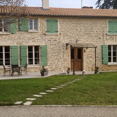 Maison 6 pièces 140 m²