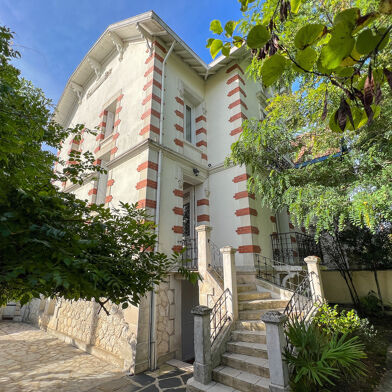 Maison 7 pièces 1272700 €