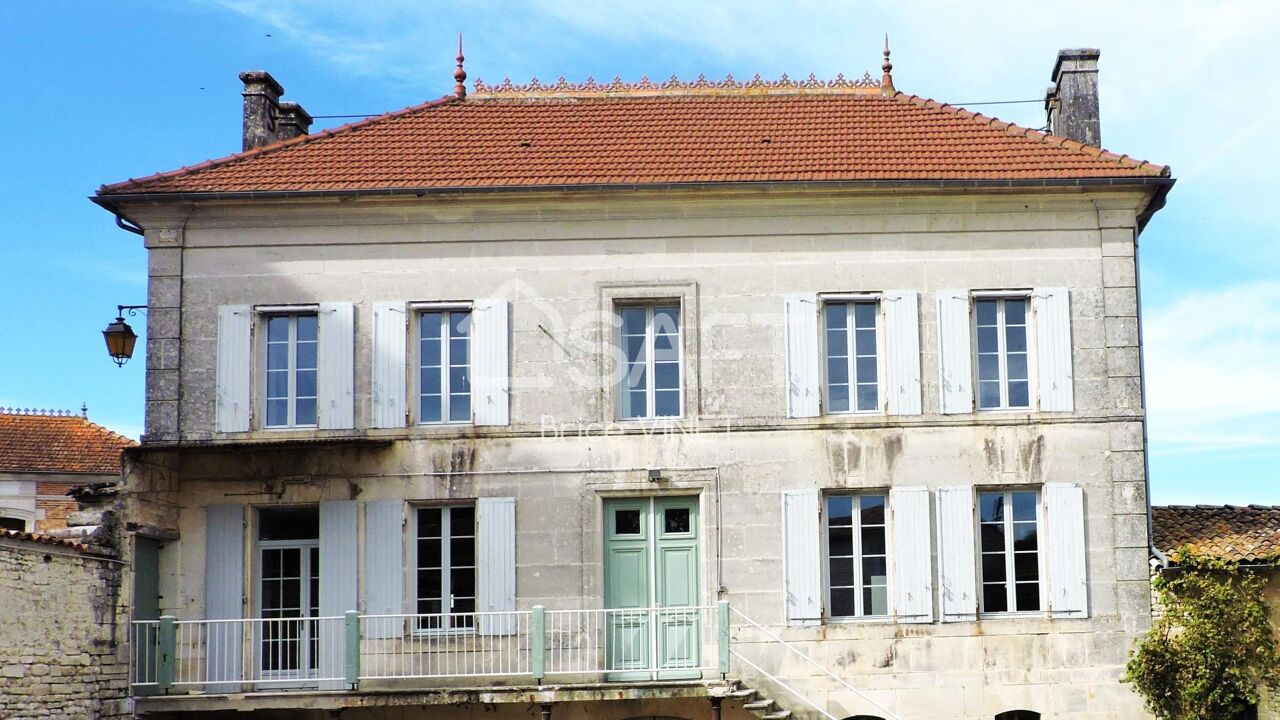 maison 6 pièces 171 m2 à vendre à Genté (16130)