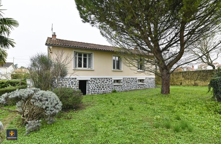 Maison sur sous-sol 82 m² à NIORT — photo 2