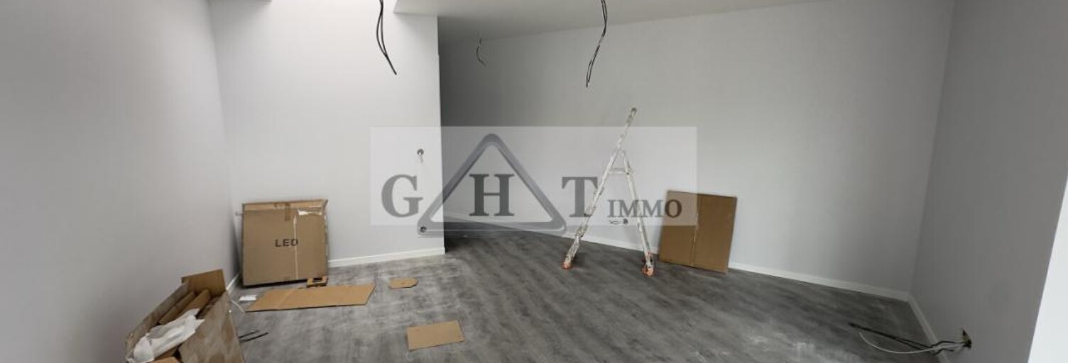 Bureau  30 m² à louer à Lisses (91090)