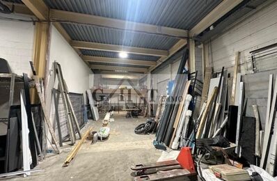 location local industriel 1 300 € CC /mois à proximité de Pringy (77310)