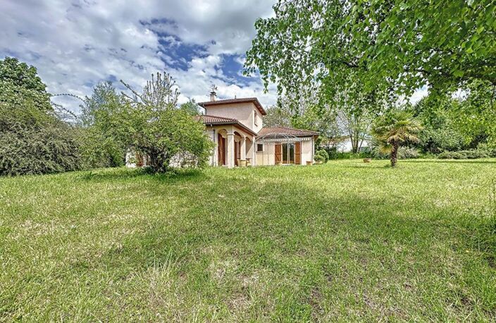 Réf 274 Maison 5  pièce(s) 154 m²  + terrain constructible à CULHAT — photo 4