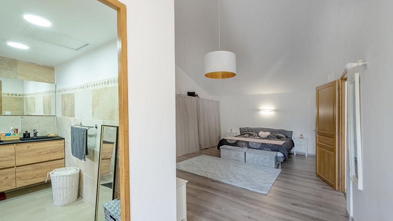 maison 11 pièces 270 m2 à vendre à Avignon (84000)