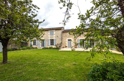 vente maison 330 000 € à proximité de Usson-du-Poitou (86350)