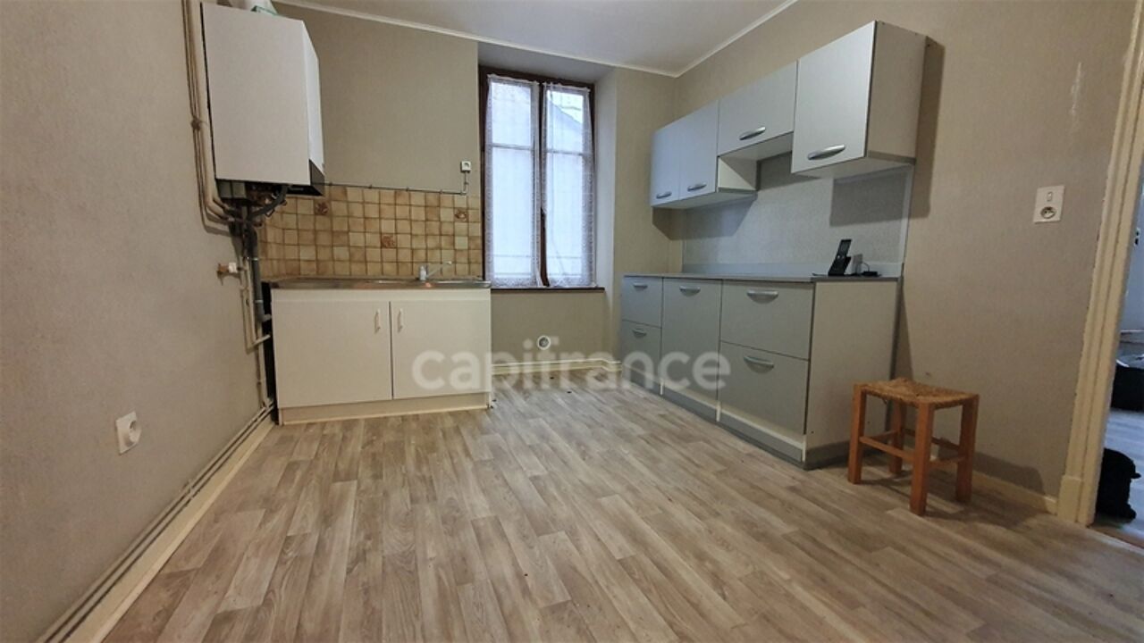 appartement 3 pièces 78 m2 à vendre à Luxeuil-les-Bains (70300)