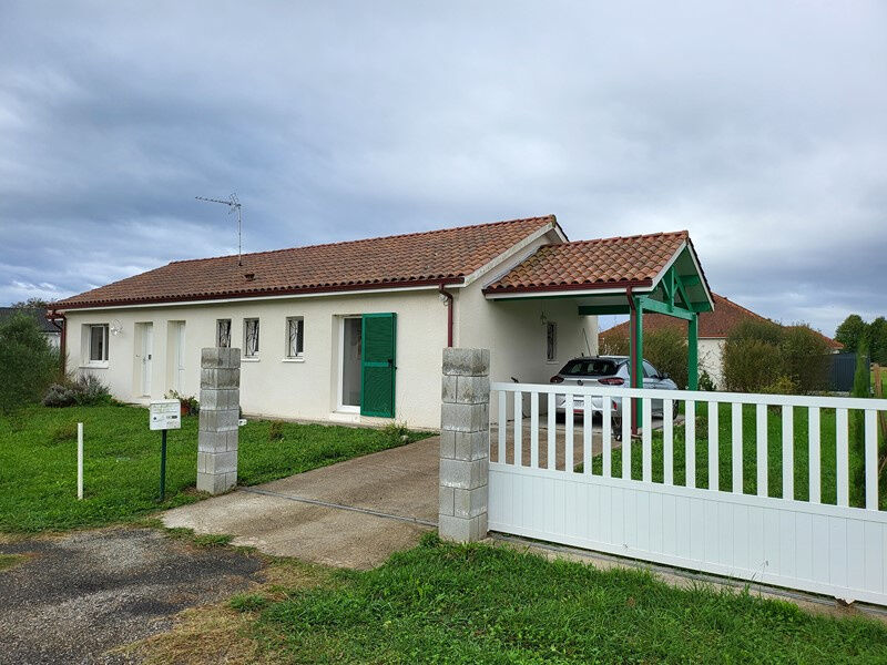 Villa / Maison  T5 à vendre Ramous 64270