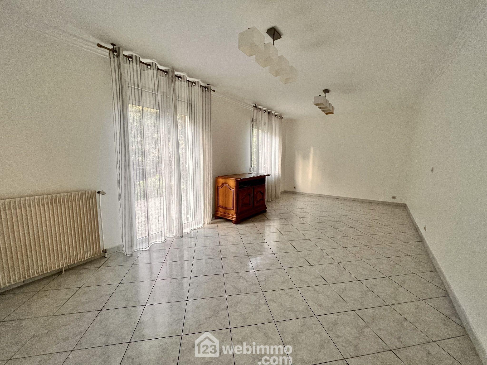 Photo Maison - 100m² - Viry-Châtillon image 1/4