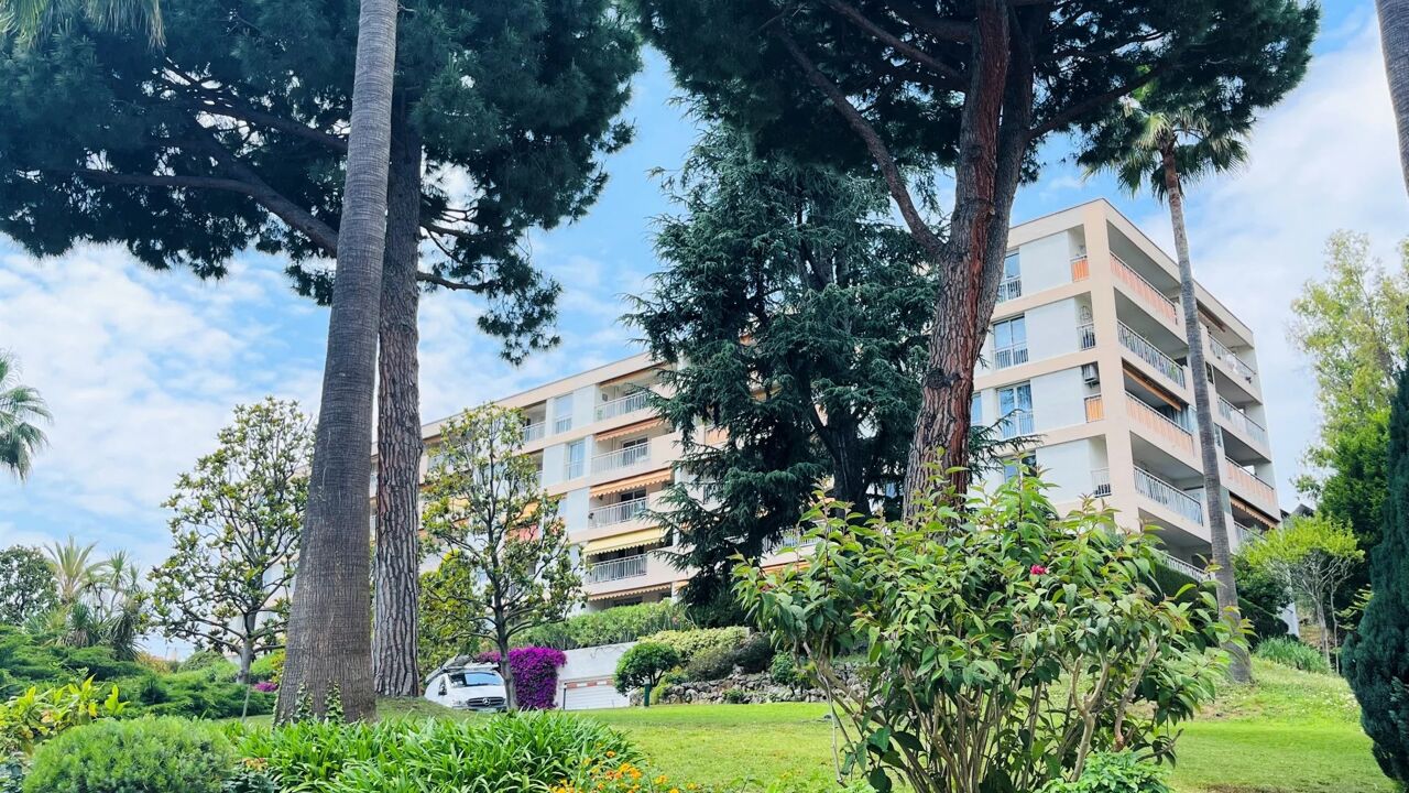 appartement 2 pièces 46 m2 à vendre à Nice (06200)