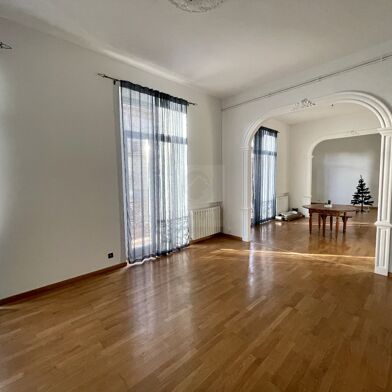 Appartement 5 pièces 184 m²