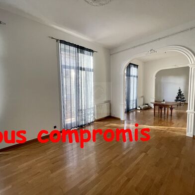 Appartement 5 pièces 184 m²