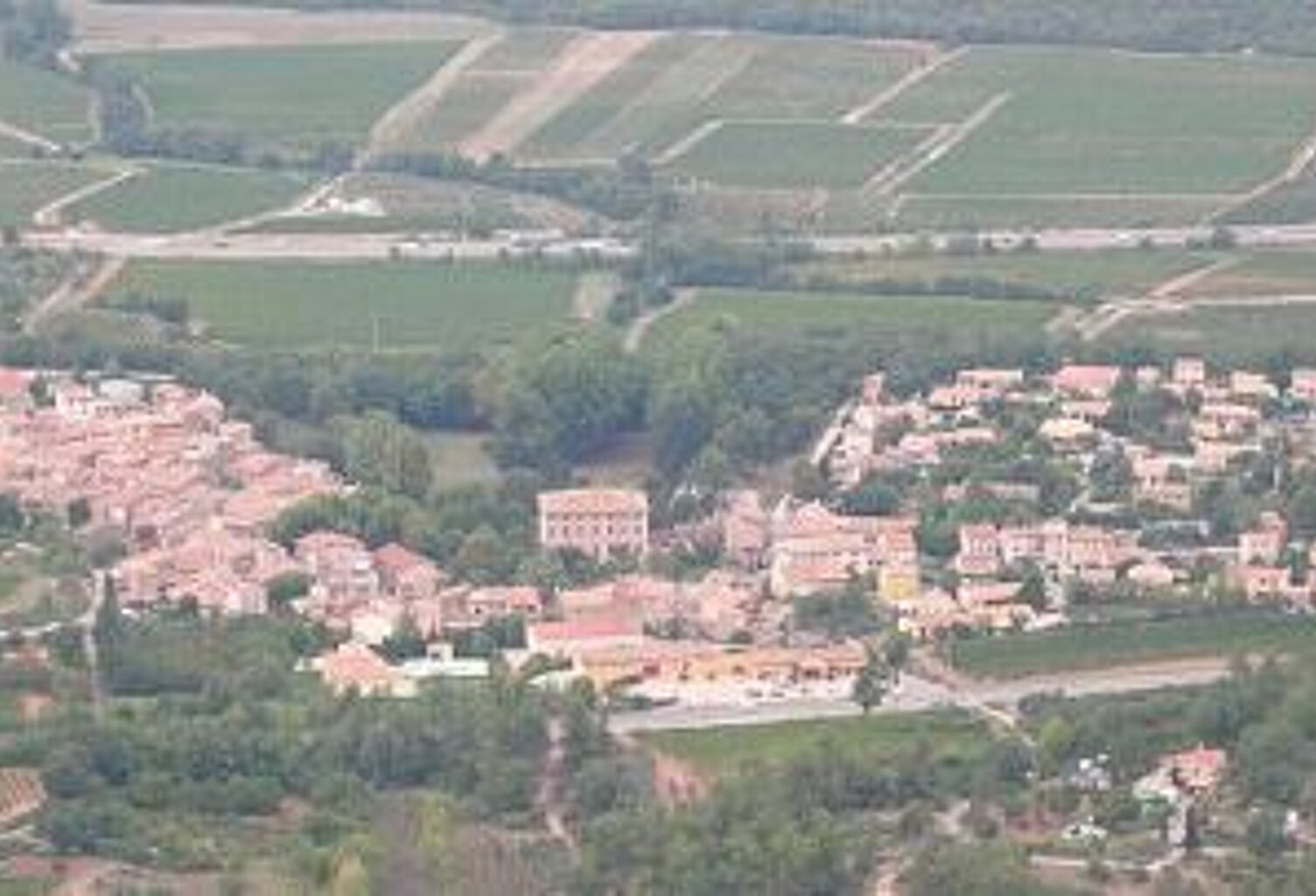 bâtisse en pierre — photo 1