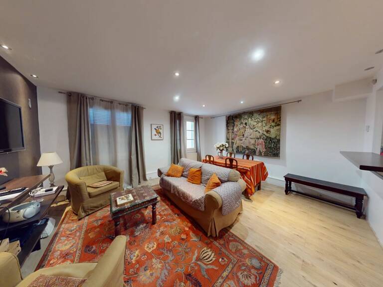 A louer appartement meublé de 3 pièces en Basse Ville de CHARTRES — photo 1