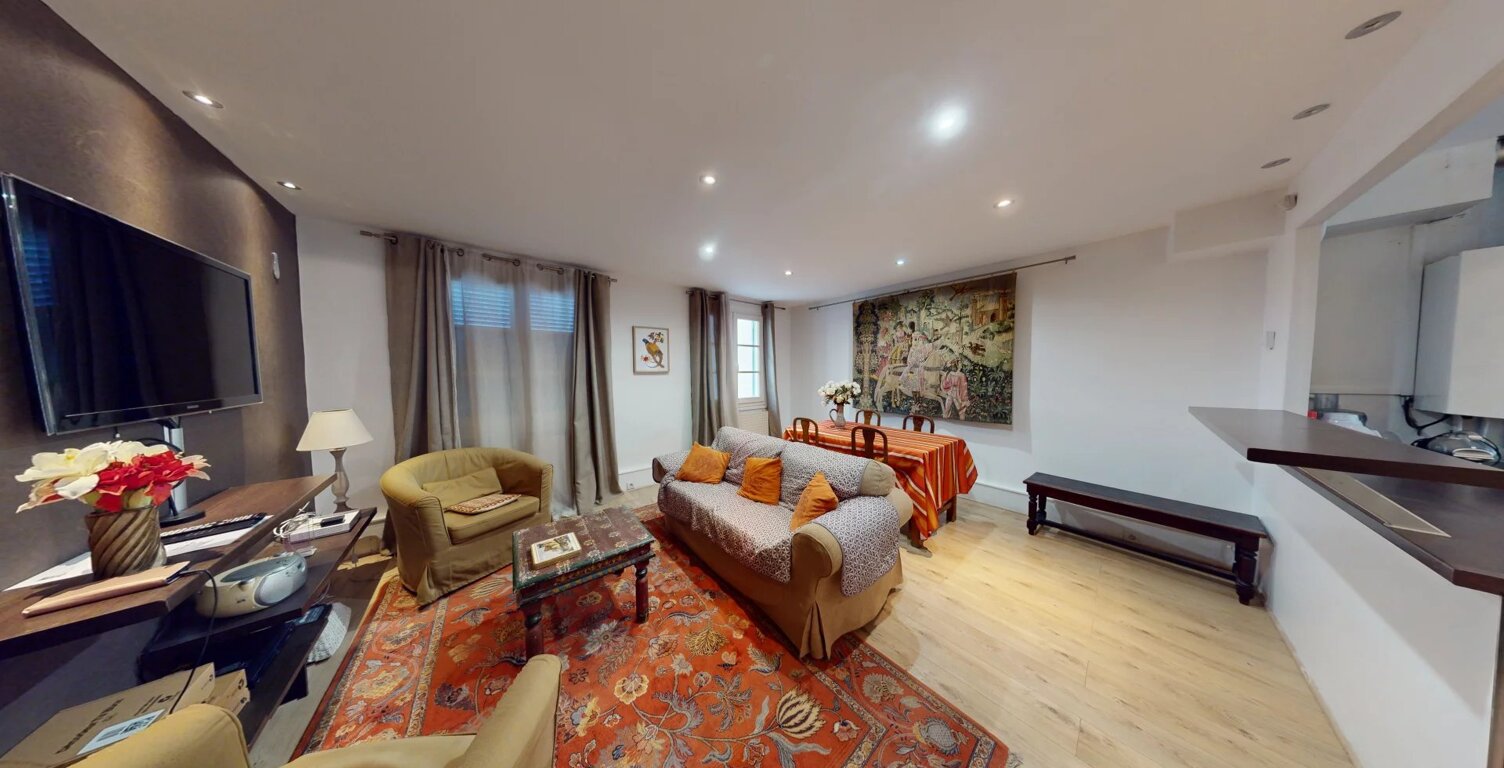 A louer appartement meublé de 3 pièces en Basse Ville de CHARTRES — photo 1