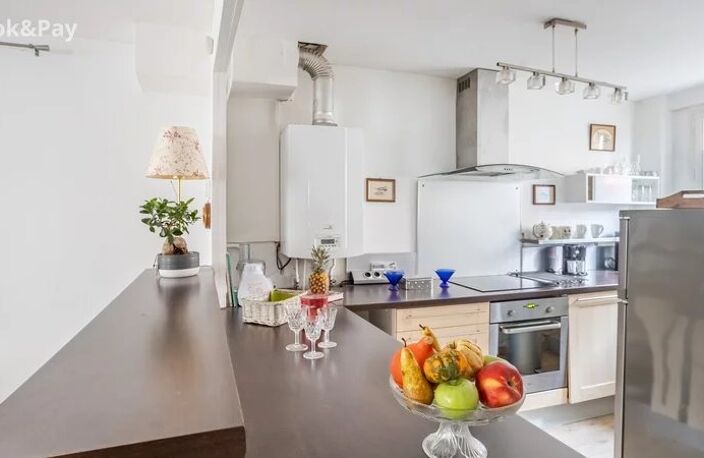 A louer appartement meublé de 3 pièces en Basse Ville de CHARTRES — photo 2