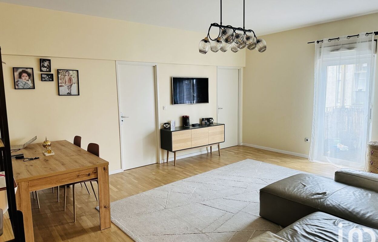 appartement 3 pièces 69 m2 à vendre à Ris-Orangis (91130)