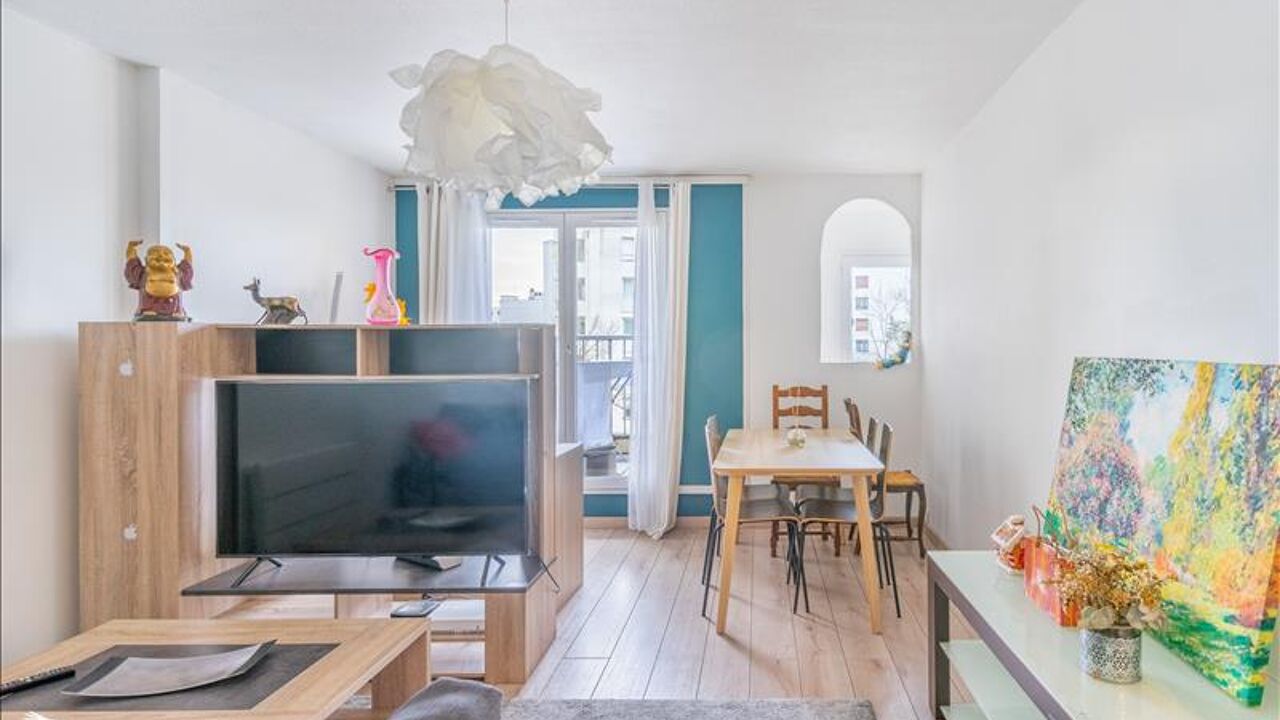 appartement 2 pièces 54 m2 à vendre à Bordeaux (33000)