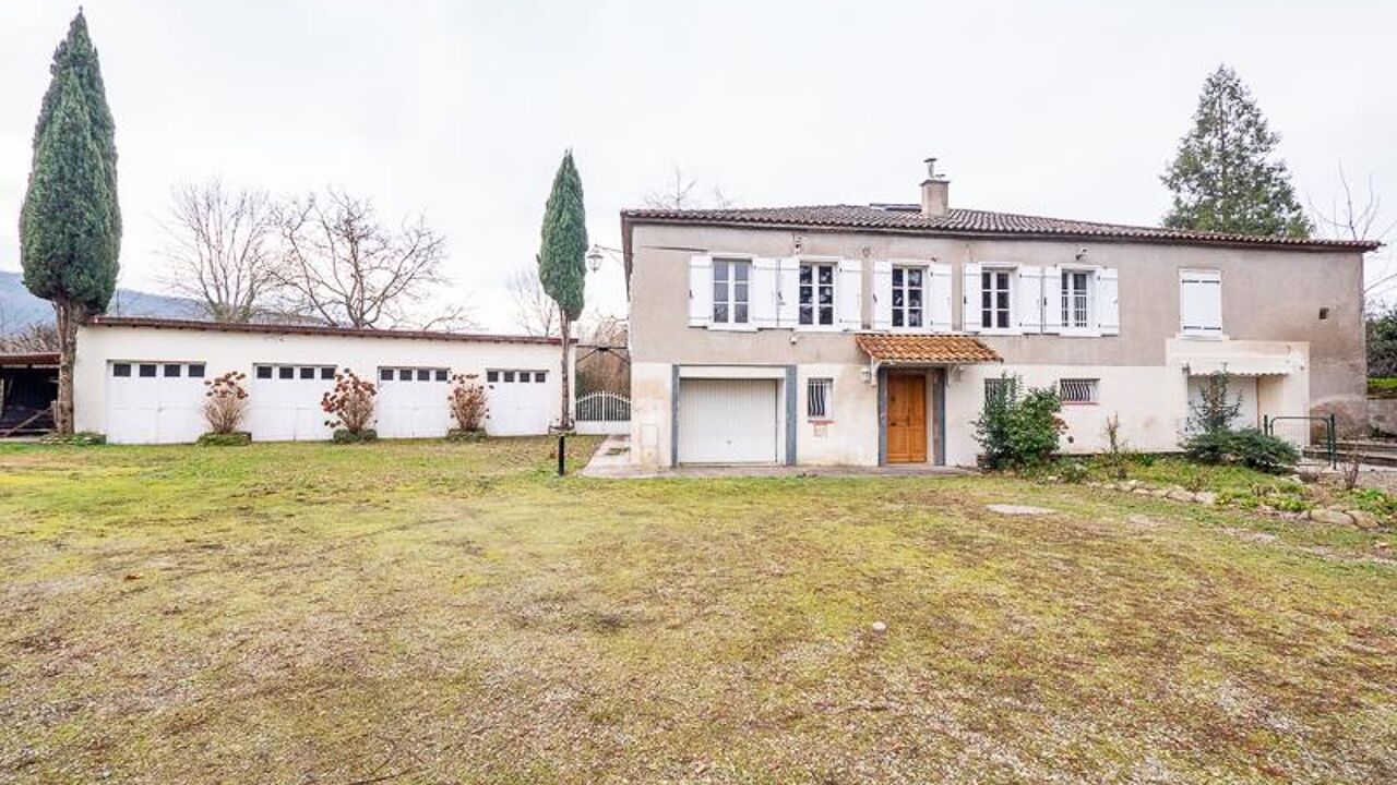 maison 8 pièces 288 m2 à vendre à Laroque-d'Olmes (09600)