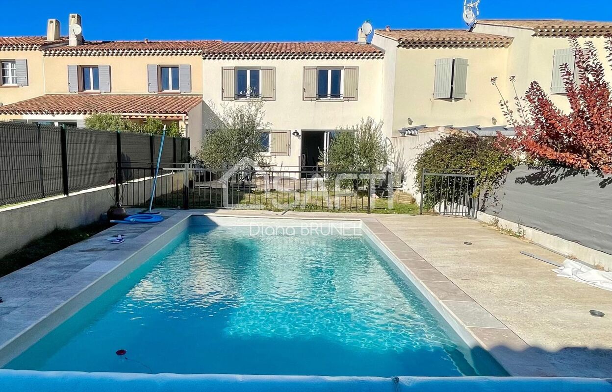 maison 4 pièces 115 m2 à vendre à Sannes (84240)