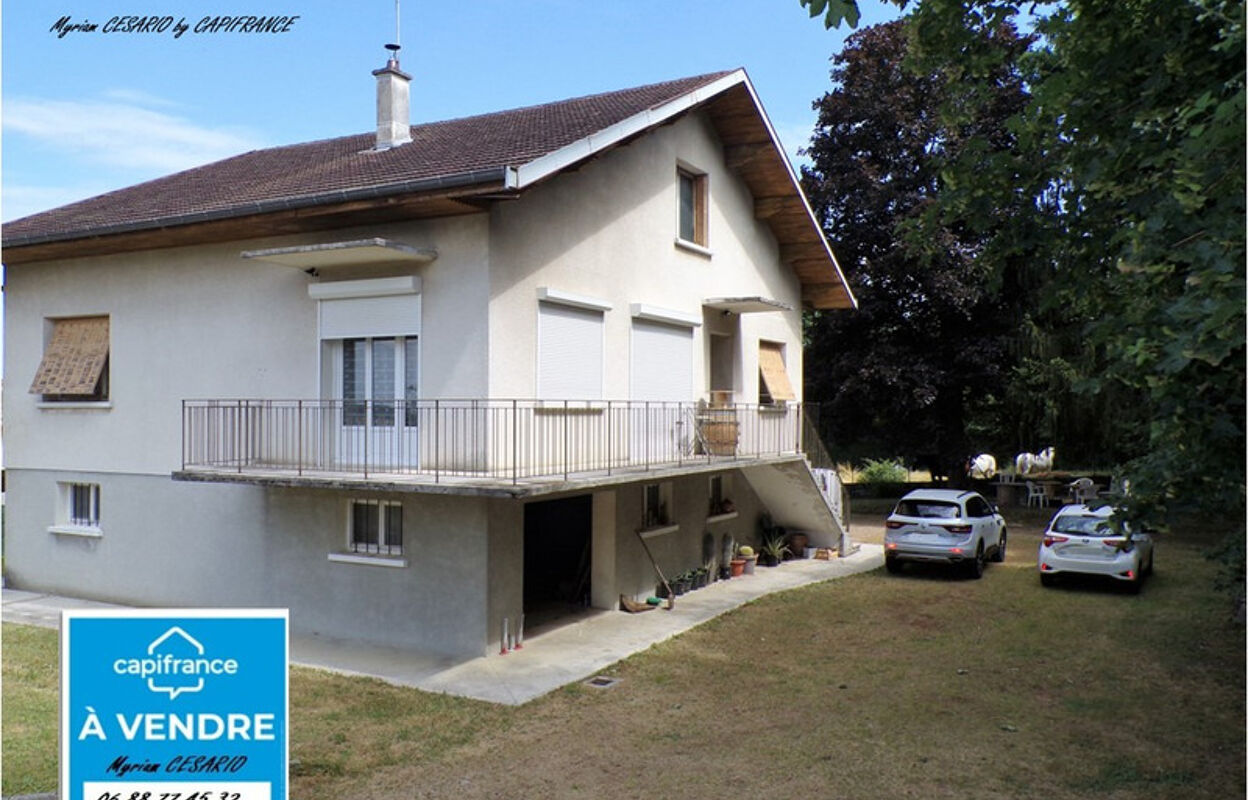 maison 6 pièces 114 m2 à vendre à Saint-Amour (39160)
