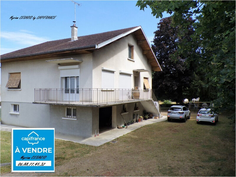 Villa / Maison 6 pièces  à vendre Saint-Amour 39160