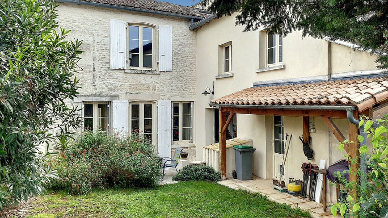 maison 7 pièces 250 m2 à vendre à Niort (79000)