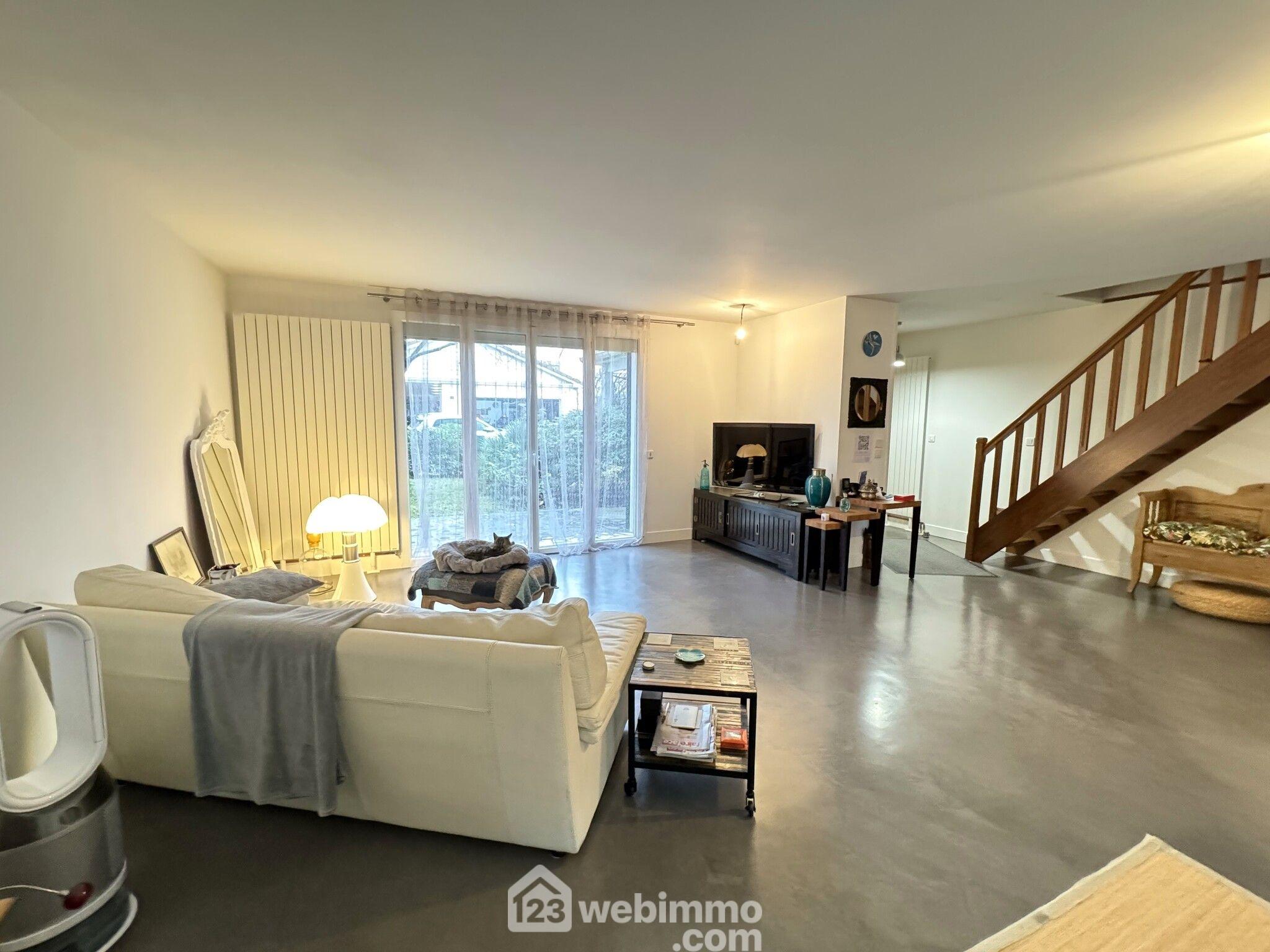 Photo Maison - 145m² - Évry-Courcouronnes image 2/4