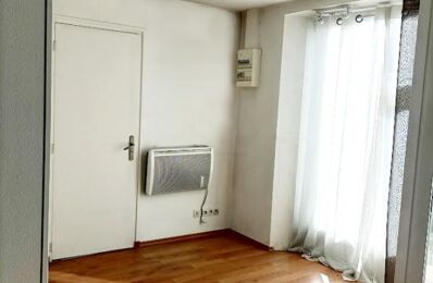location appartement 500 € CC /mois à proximité de Oyré (86220)