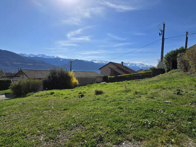 Jolie parcelle La Flachère — photo du bien