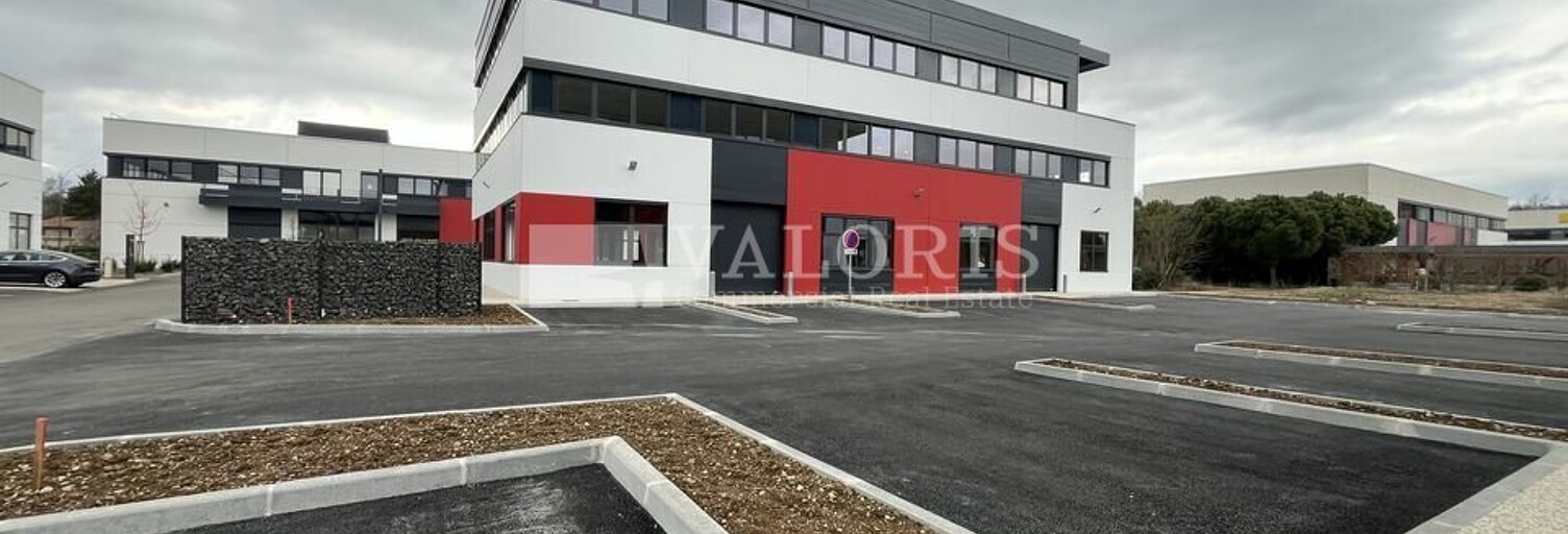 Commerce  2239 m² à louer à Dardilly (69570)