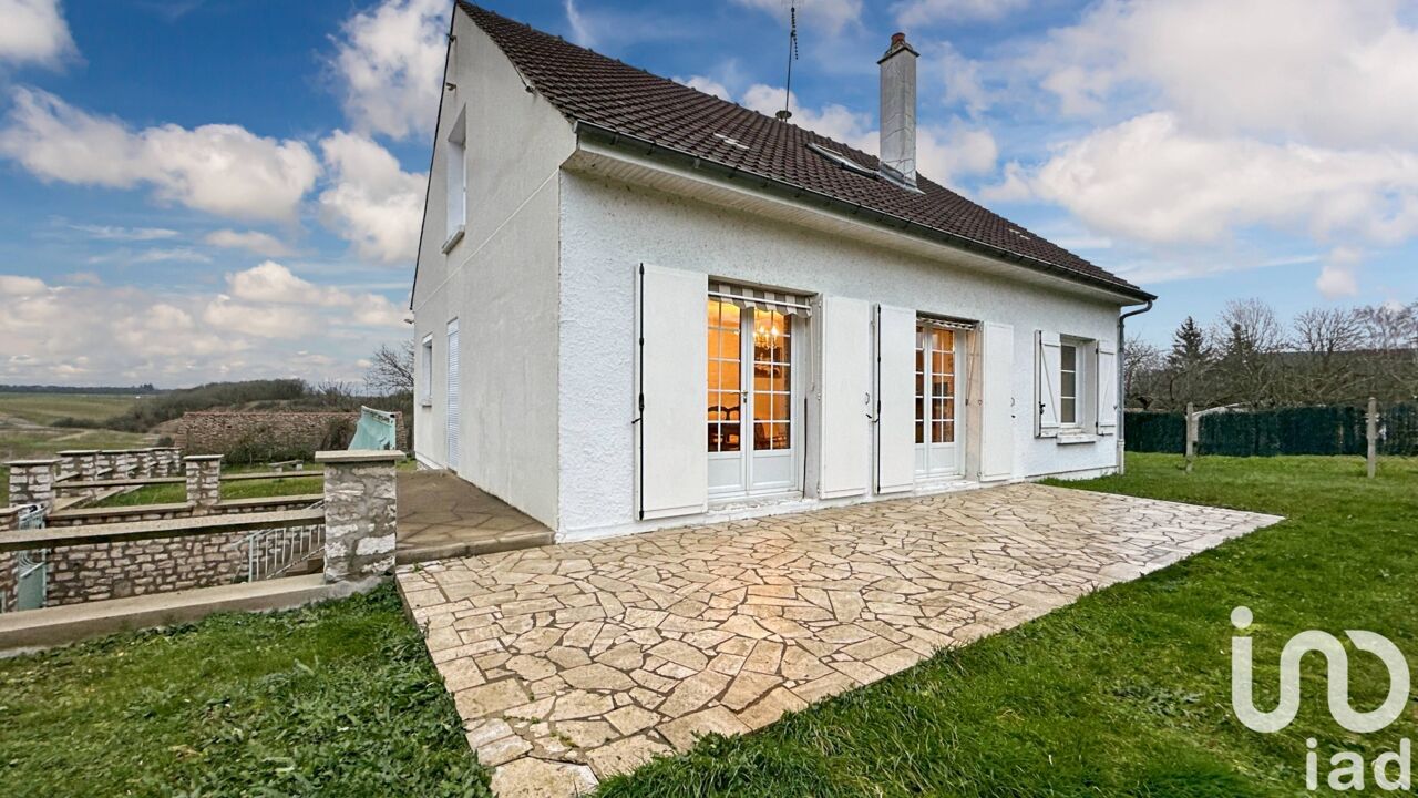 maison 6 pièces 121 m2 à vendre à Château-Landon (77570)