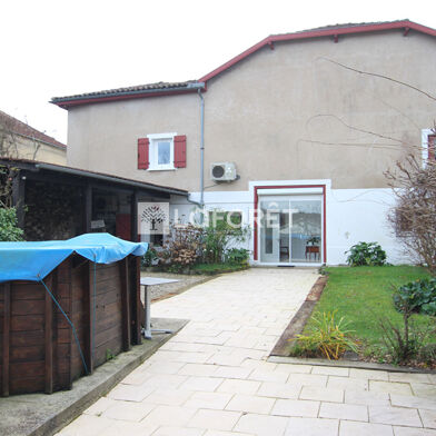 Maison 5 pièces 140 m²