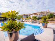 Vue mer villa de plein pieds parc paysager hauteurs de La Ciotat — photo 2