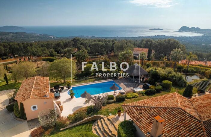 Vue mer villa de plein pieds parc paysager hauteurs de La Ciotat — photo 3