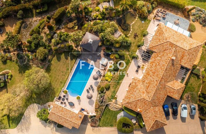 Vue mer villa de plein pieds parc paysager hauteurs de La Ciotat — photo 4