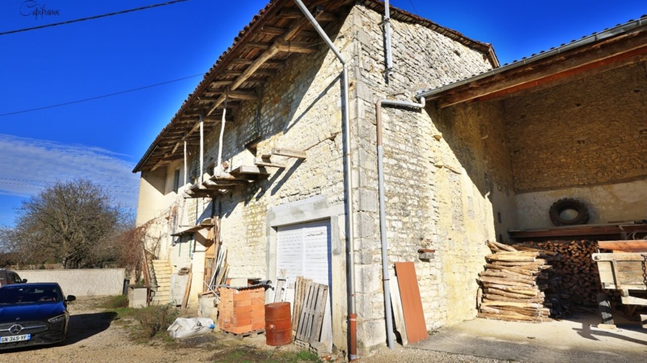 maison 2 pièces 150 m2 à vendre à Challes-la-Montagne (01450)