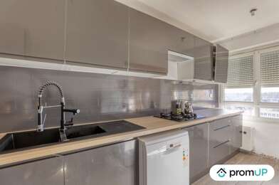 Appartement 4 pièces 76990 €