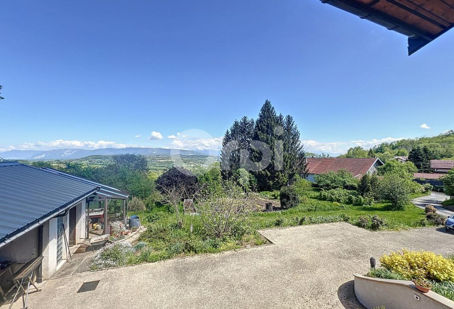 Villa d'architecte avec de superbes volumes au calme — photo 1