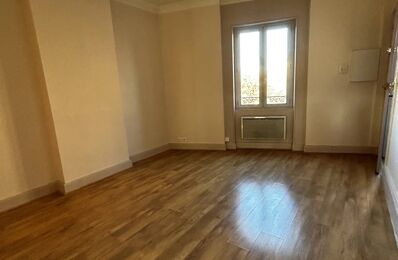 location appartement 440 € CC /mois à proximité de Valaurie (26230)
