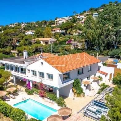 Maison 12 pièces 2850000 €