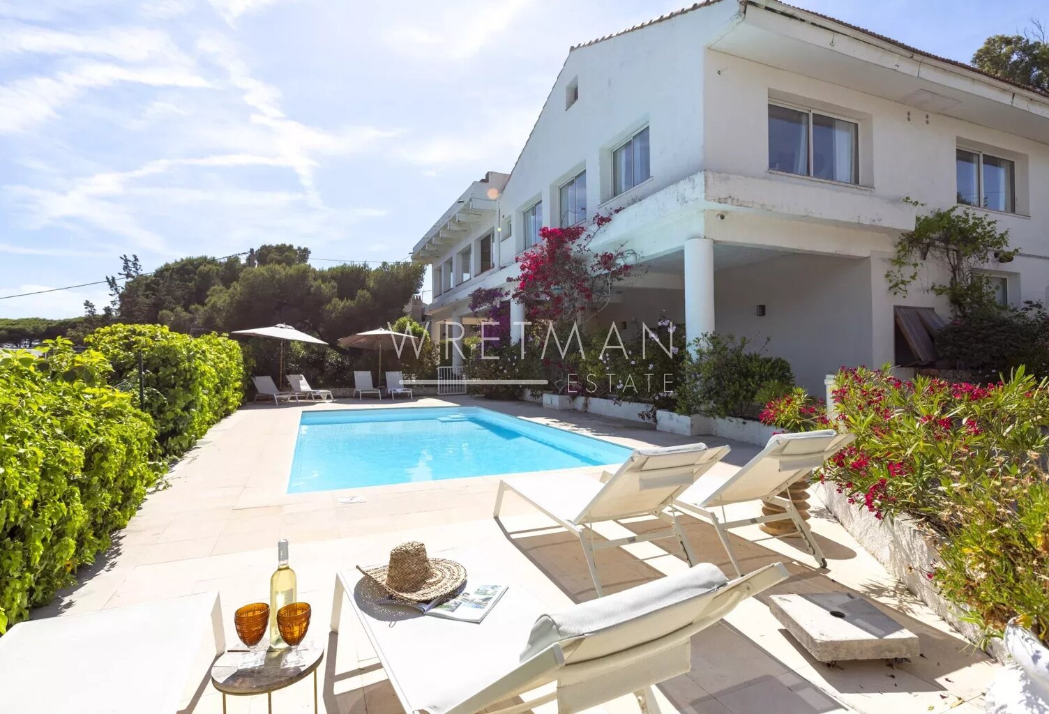 Villa impressionnante avec vue mer et un grand potentiel - Les I — photo 1