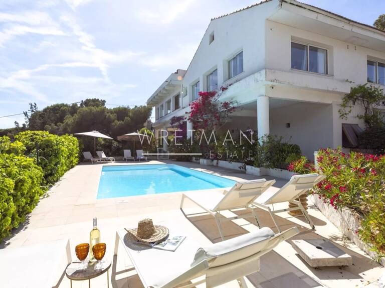 Villa impressionnante avec vue mer et un grand potentiel - Les I — photo 1