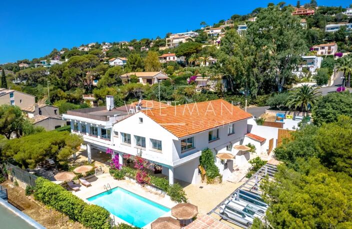 Villa impressionnante avec vue mer et un grand potentiel - Les I — photo 2