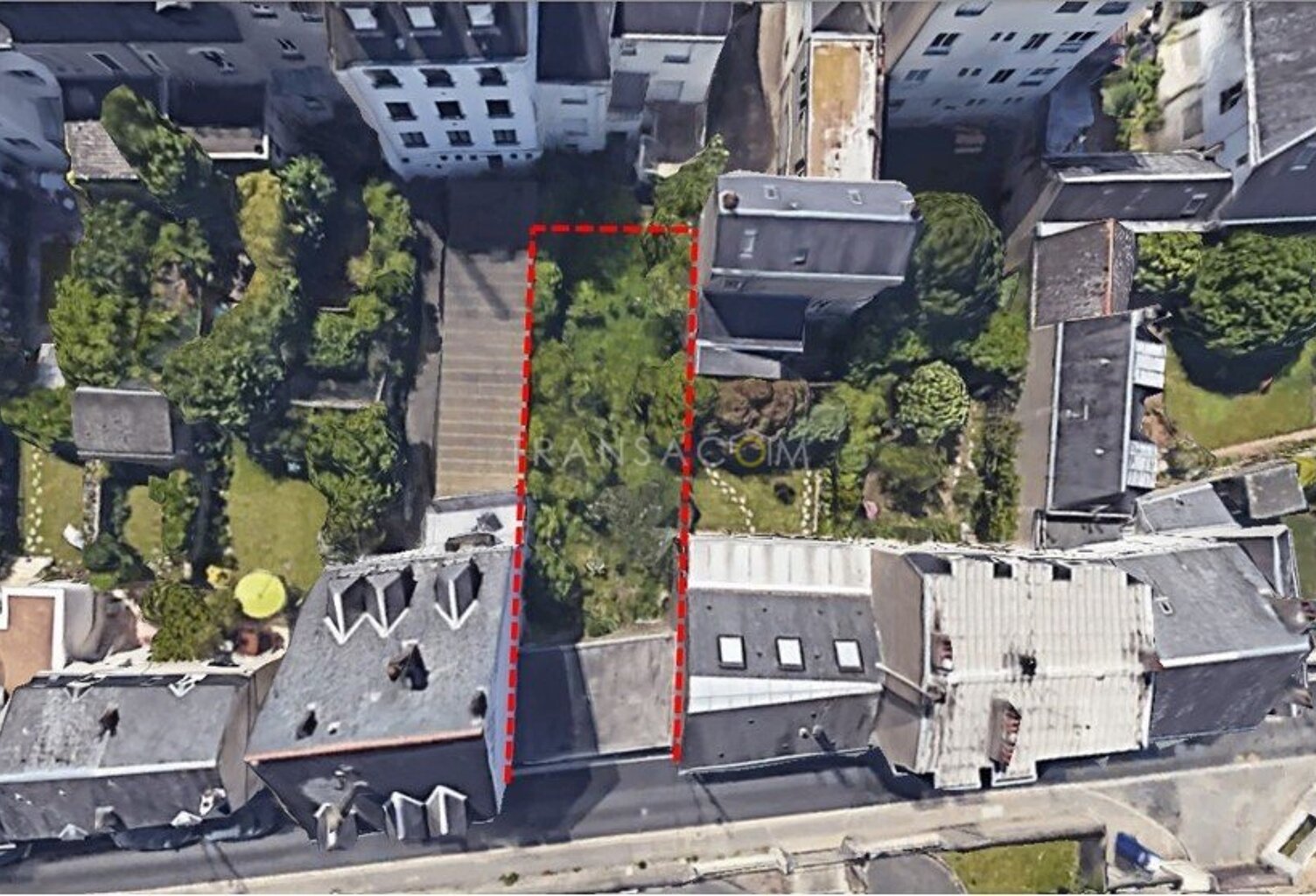 Terrain — photo 1