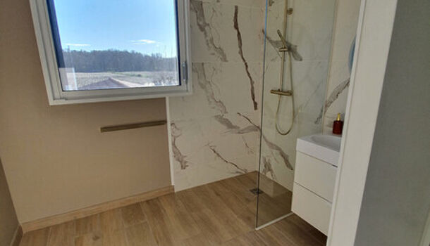 Immeuble 8 pièces  à vendre Montélimar 26200